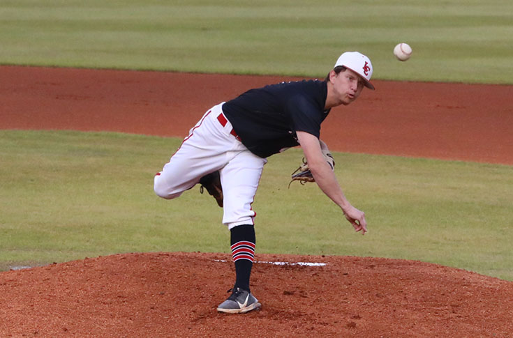 Baseball: Oglethorpe knocks off top-ranked Panthers 9-7