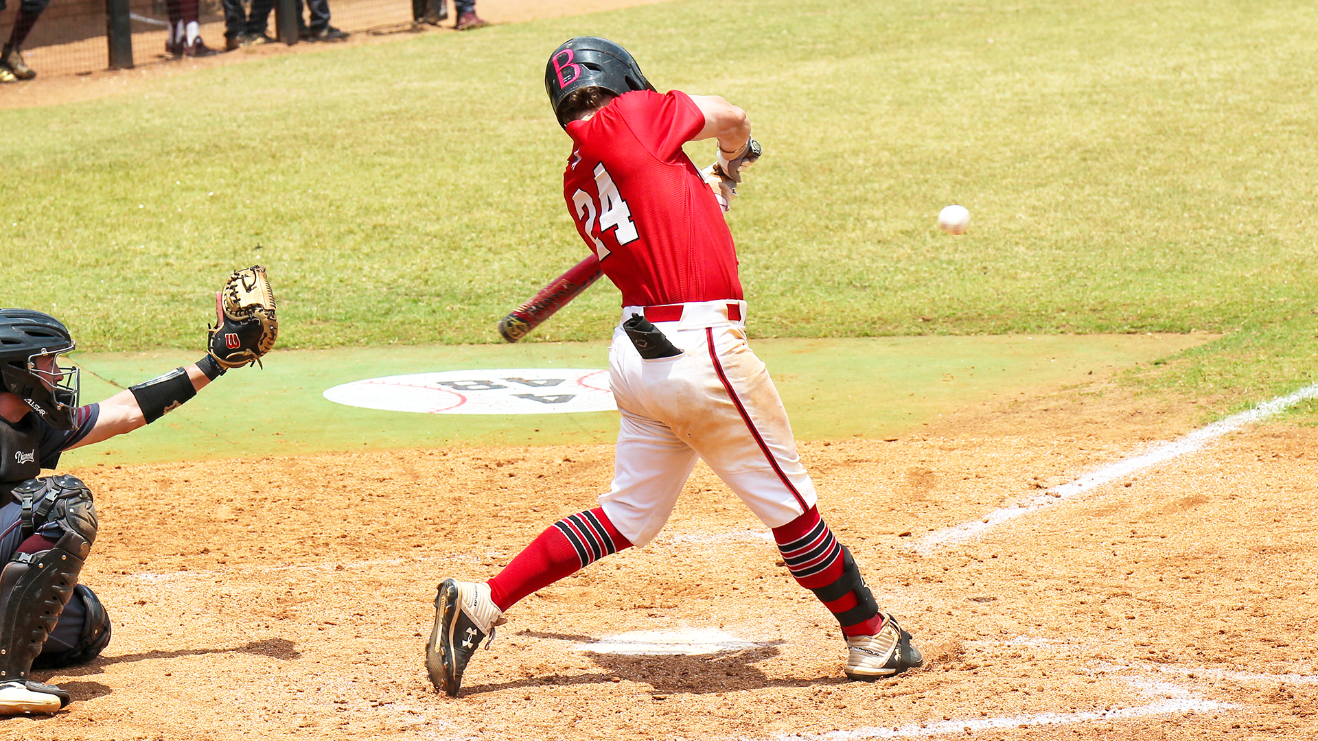 Rhett Mixon scored a pair of runs as LaGrange dropped a 10-6 decision at Emory in non-conference action on Tuesday, April 25.