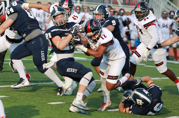 Football: Berry outlasts Panthers for 28-14 win