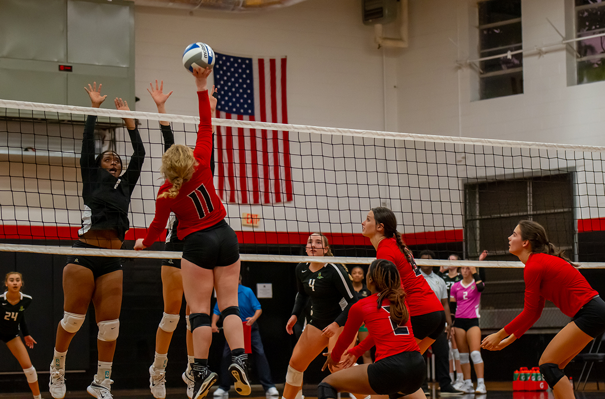 Volleyball: Belhaven tops Panthers 3-1 in first CCS match